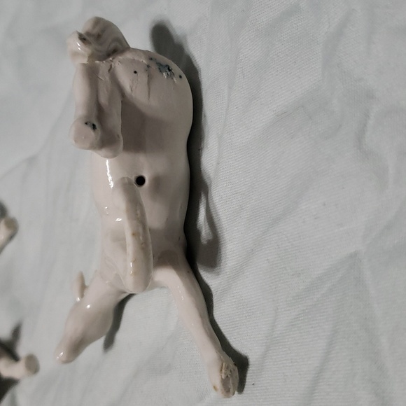 Blanc de Chine White Porcelain horse figurines, set of 2 - Picture 8 of 13